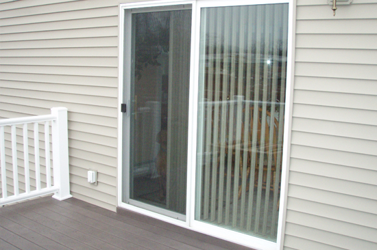 Lompoc-screen-door-repair